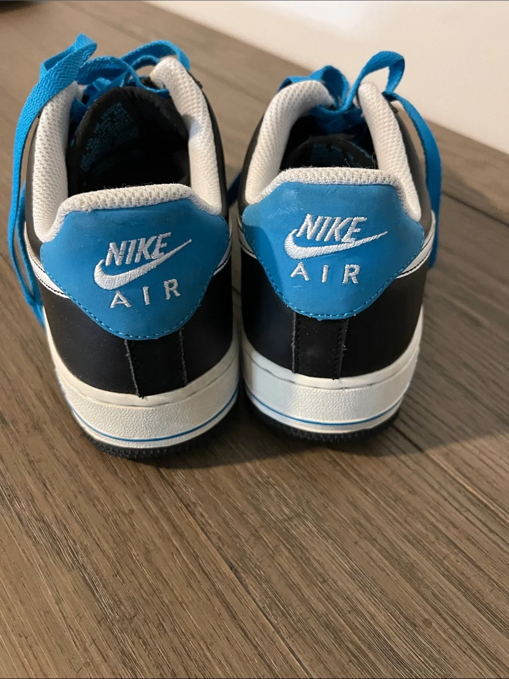 Nike Air Force 1 Youth Size 6 Black and Blue Low-Top Sneakers